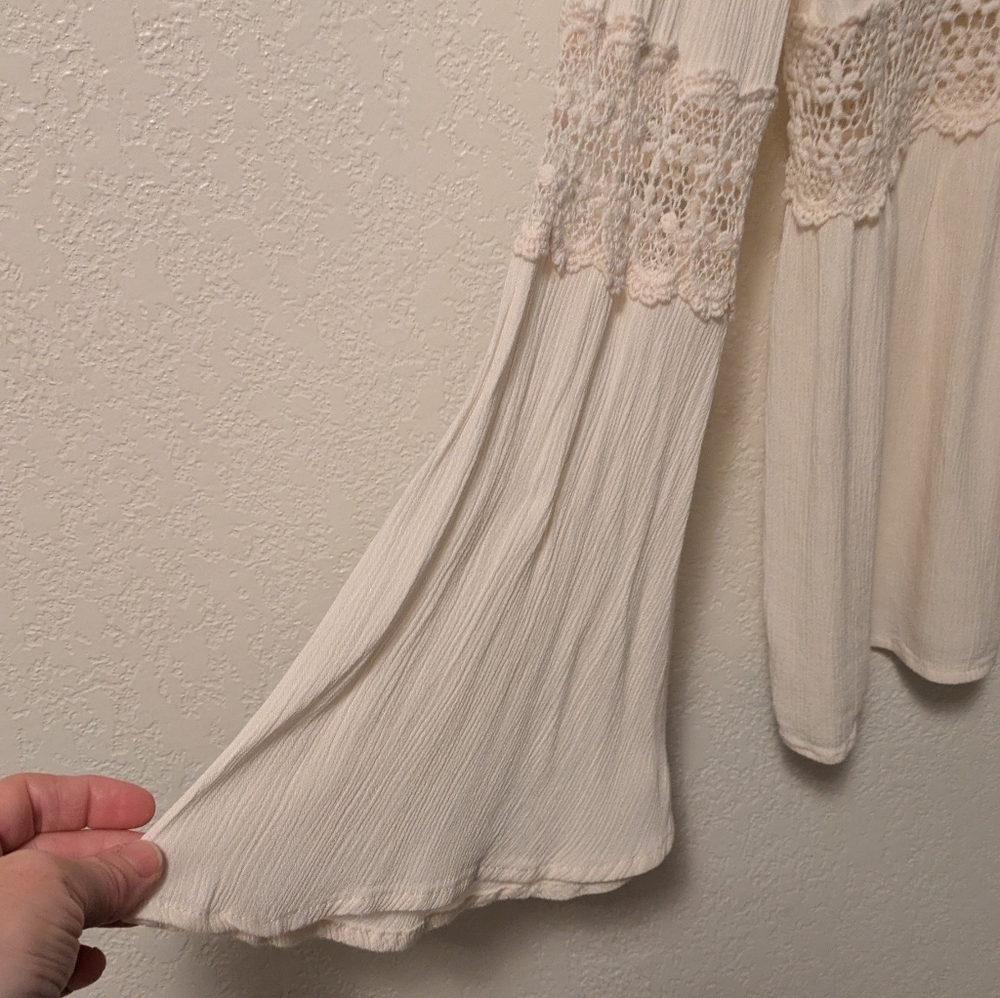 Mossimo Cream Boho Tie Front Blouse - Picture 5 of 6